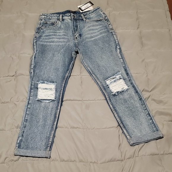 Nasty Gal open knee boyfriend jeans. - Picture 1 of 4
